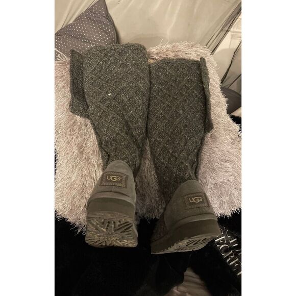 UGG Lattice Cardy Gray Sweater Boots - Picture 12 of 12